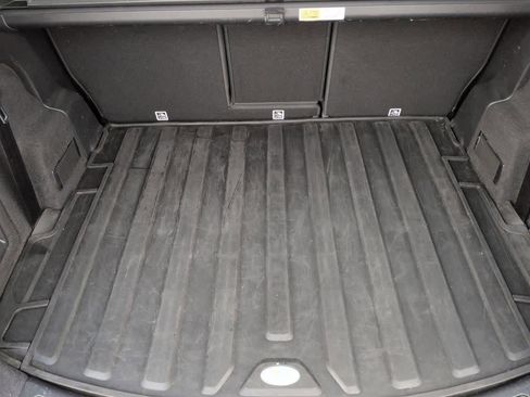 Used 2022 Land Rover Discovery Sport S R-Dynamic image 34