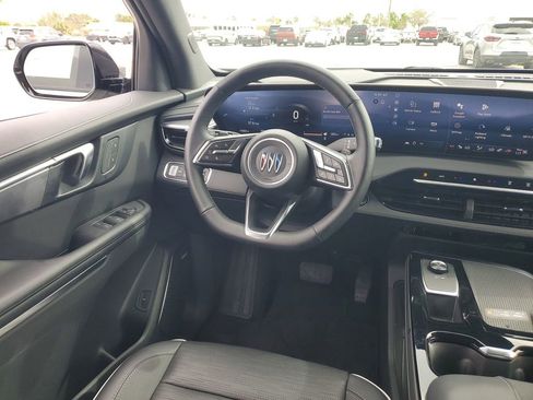 Used 2025 Buick Enclave Sport Touring image 15