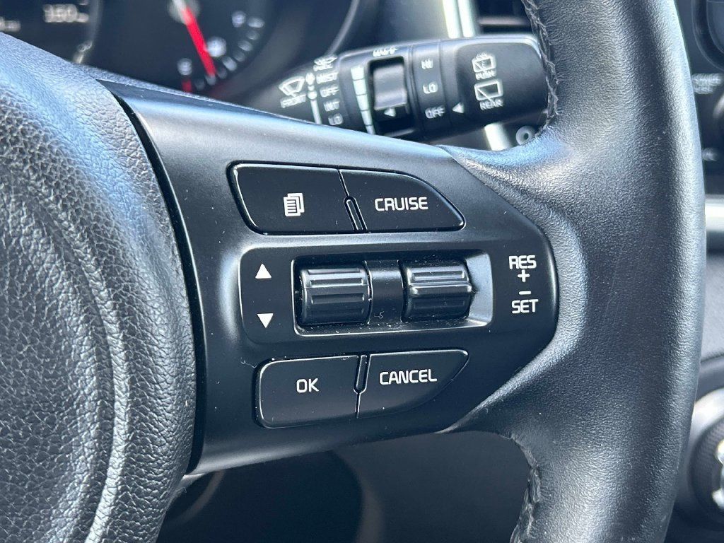Used 2016 Kia Sorento EX w/ EX Premium Package FWD image 24