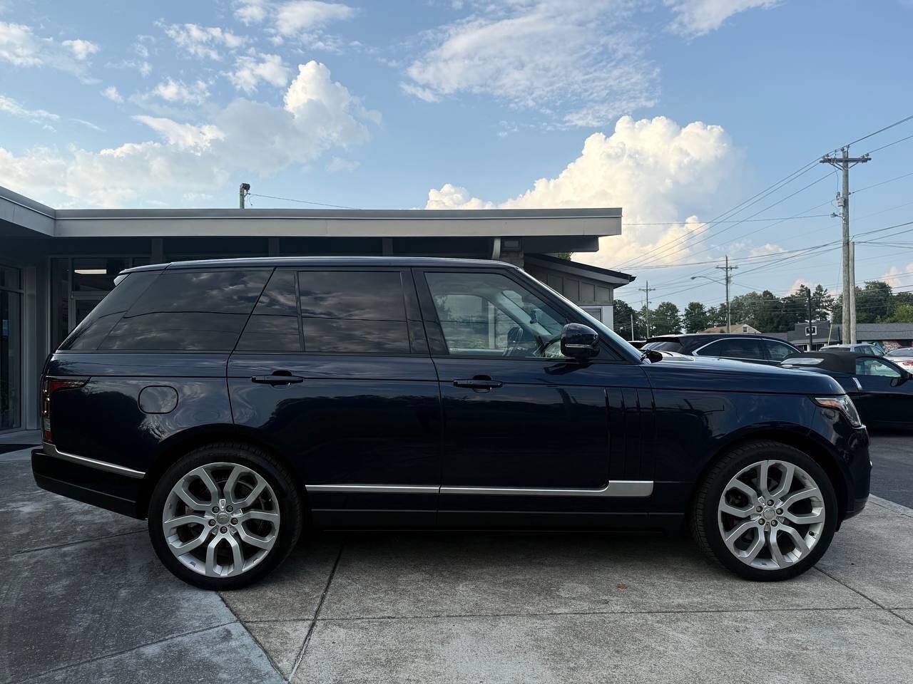 Used 2014 Land Rover Range Rover HSE AWD/4WD image 7