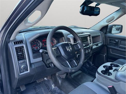 Used 2019 RAM 1500 4x4 Crew Cab Tradesman image 6