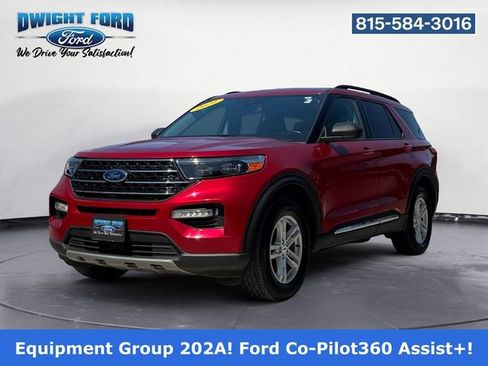 Certified 2021 Ford Explorer XLT w/ Equipment Group 202A AWD/4WD image 1