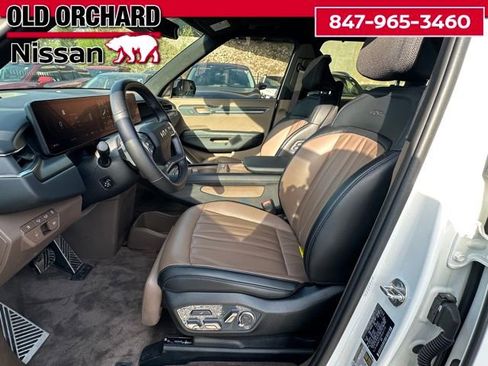 Used 2024 Kia EV9 GT-Line AWD/4WD image 13
