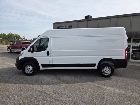 Used 2023 RAM ProMaster 2500 image 1