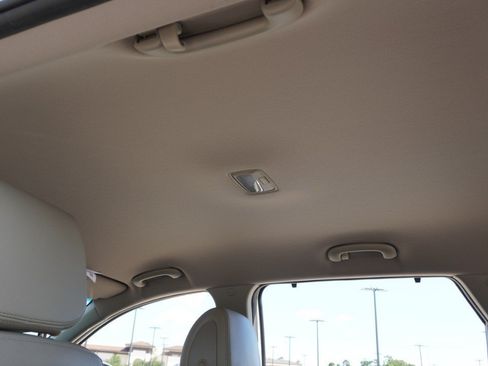 Used 2016 Kia Sorento EX w/ EX Premium Package FWD image 32