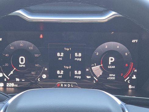 New 2026 GMC Canyon Elevation w/ Convenience Package image 28