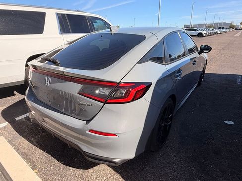 Used 2025 Honda Civic Sport image 5