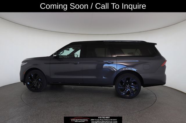 Used 2026 Lincoln Navigator L Black Label AWD/4WD image 8