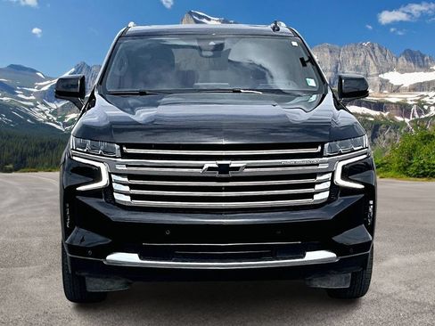 Used 2024 Chevrolet Tahoe High Country AWD/4WD image 3