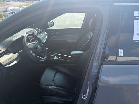 Used 2024 Jeep Compass Limited AWD/4WD image 12