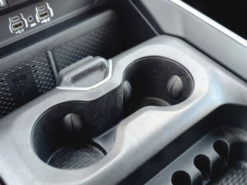 Used 2025 RAM 1500 Big Horn image 31