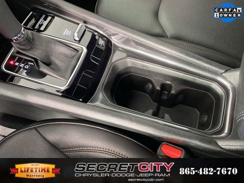 Used 2024 Jeep Compass Latitude AWD/4WD image 23