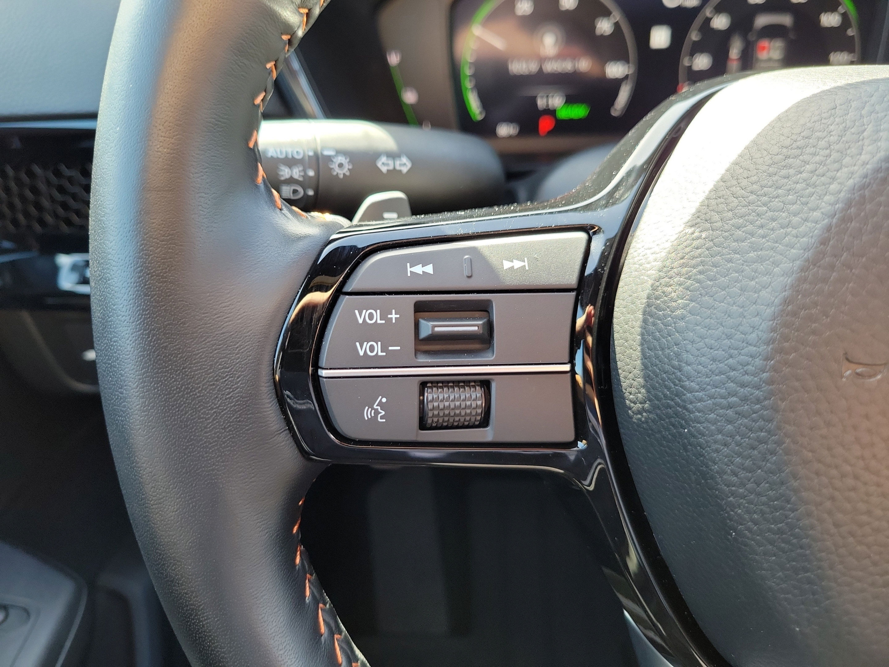 Used 2026 Honda CR-V Sport Touring image 30