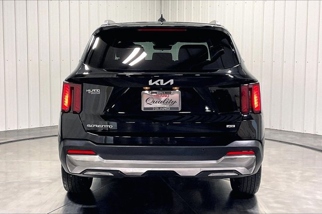 Used 2024 Kia Sorento S w/ Panoramic Sunroof Package AWD/4WD image 4