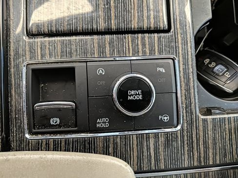 Used 2019 Lincoln Navigator L Black Label w/ Cargo Package image 21