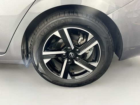 Used 2024 Nissan Sentra SV image 11