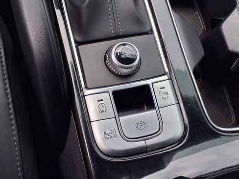 Used 2020 Kia Telluride LX FWD image 28