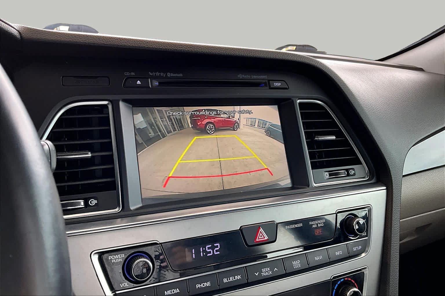 Used 2017 Hyundai Sonata Limited w/ Ultimate Package 04 FWD image 28