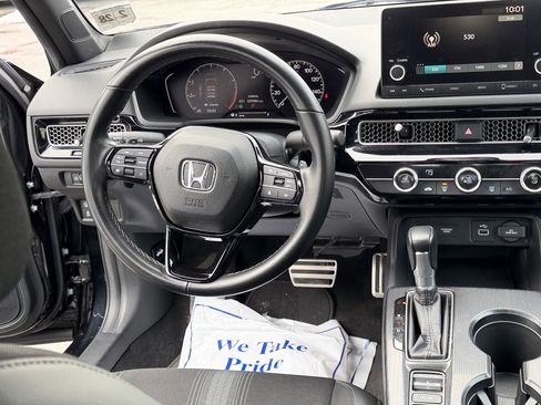 Used 2023 Honda Civic Sport image 16