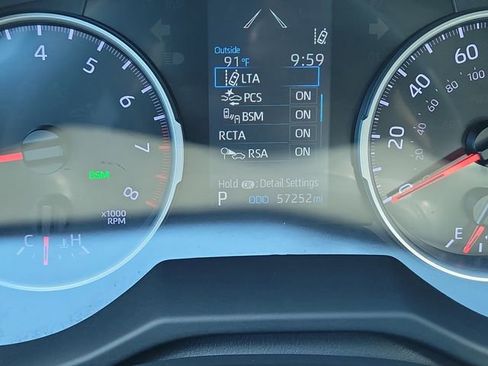 Used 2021 Toyota RAV4 XLE Premium FWD image 29