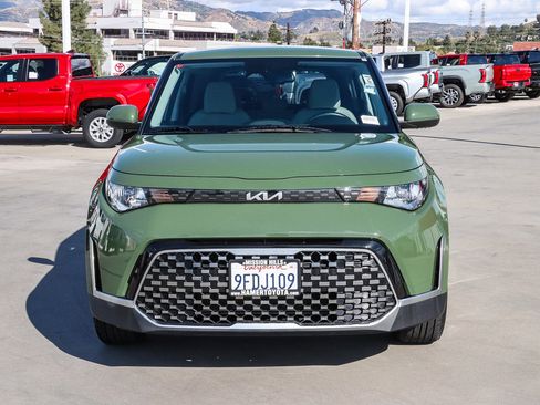 Used 2023 Kia Soul EX FWD image 2