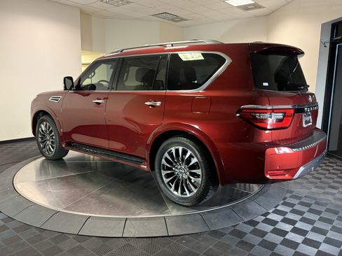 Used 2023 Nissan Armada Platinum w/ Captain's Chairs Package RWD image 6