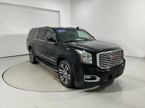 Used 2020 GMC Yukon XL Denali w/ Open Road Package AWD/4WD image 2