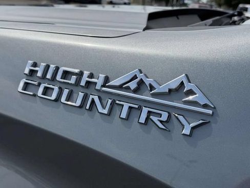 Certified 2021 Chevrolet Silverado 1500 High Country w/ Technology Package AWD/4WD image 37