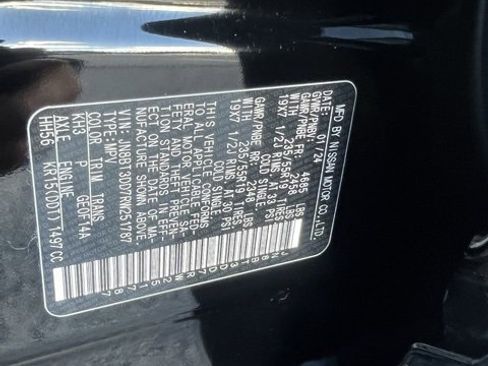 Used 2024 Nissan Rogue Platinum w/ Platinum Premium Package image 12