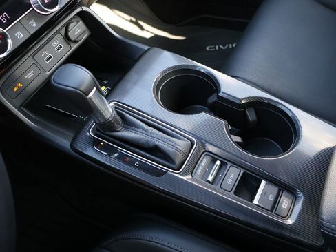 Certified 2024 Honda Civic Sport Touring image 24