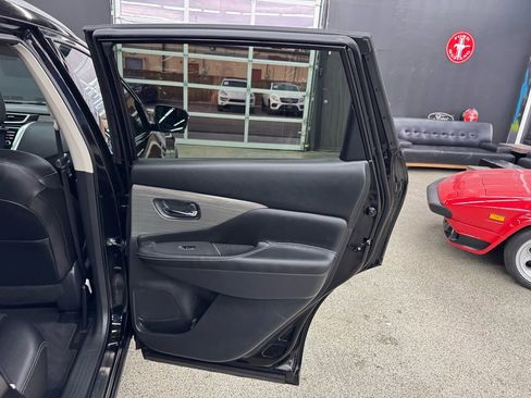 Used 2018 Nissan Murano SL w/ Cargo Package image 16