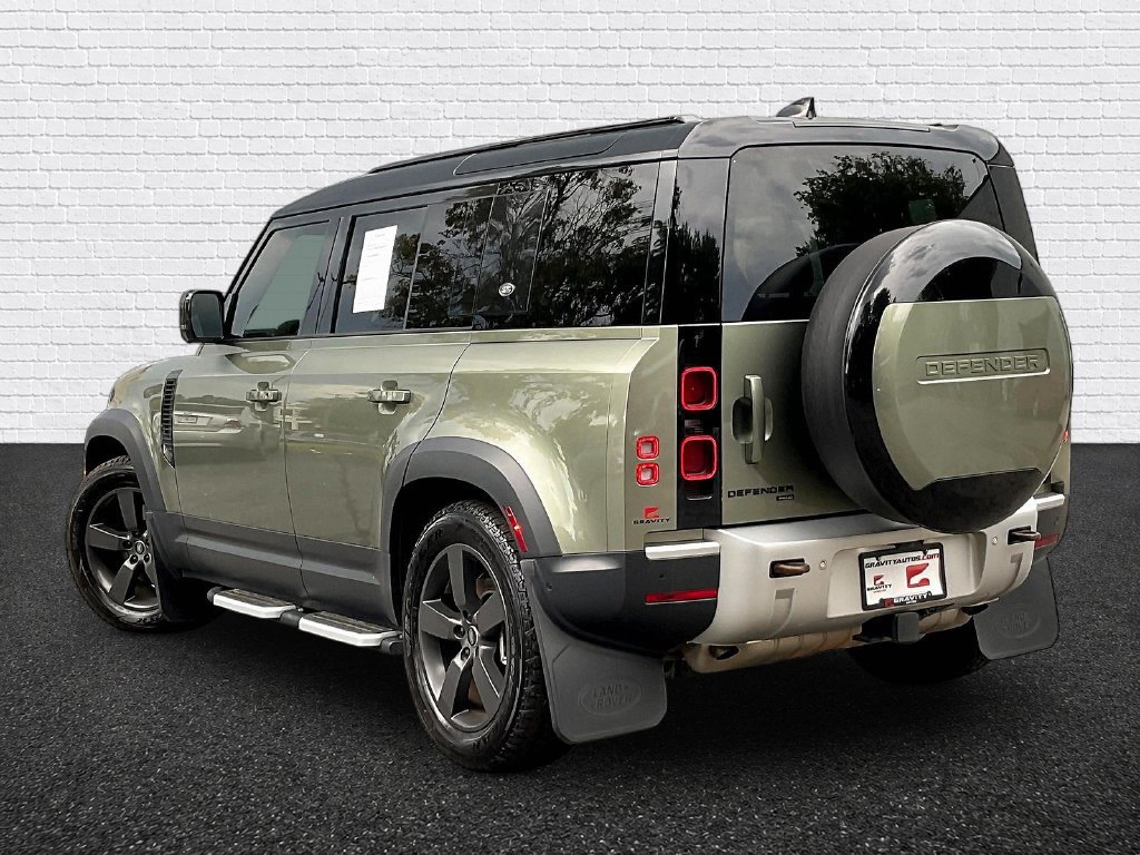 Used 2023 Land Rover Defender 110 SE AWD/4WD image 4