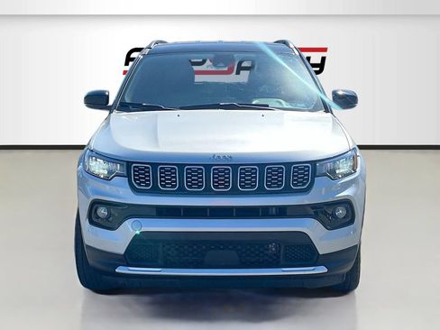 Used 2025 Jeep Compass Limited AWD/4WD image 2