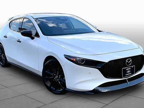 Used 2024 MAZDA MAZDA3 Hatchback w/Premium Plus Pkg AWD/4WD image 3