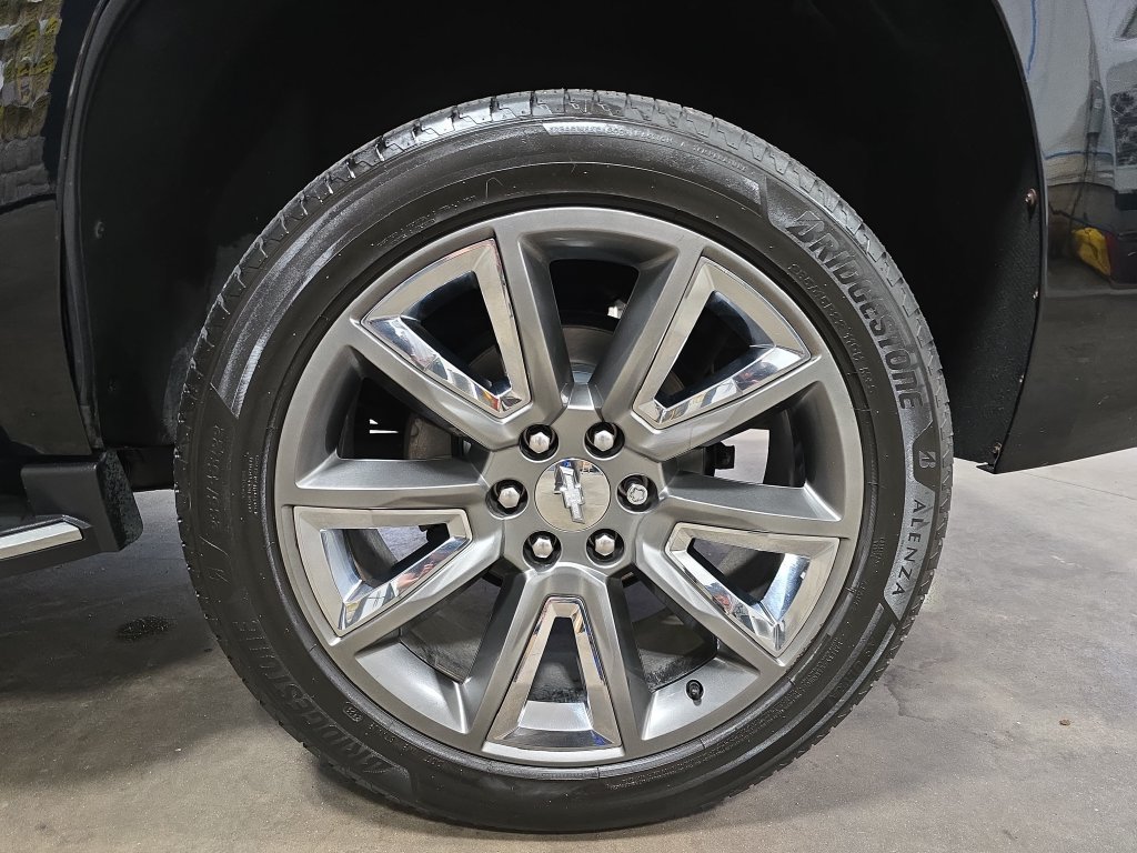 Used 2018 Chevrolet Tahoe Premier AWD/4WD image 36
