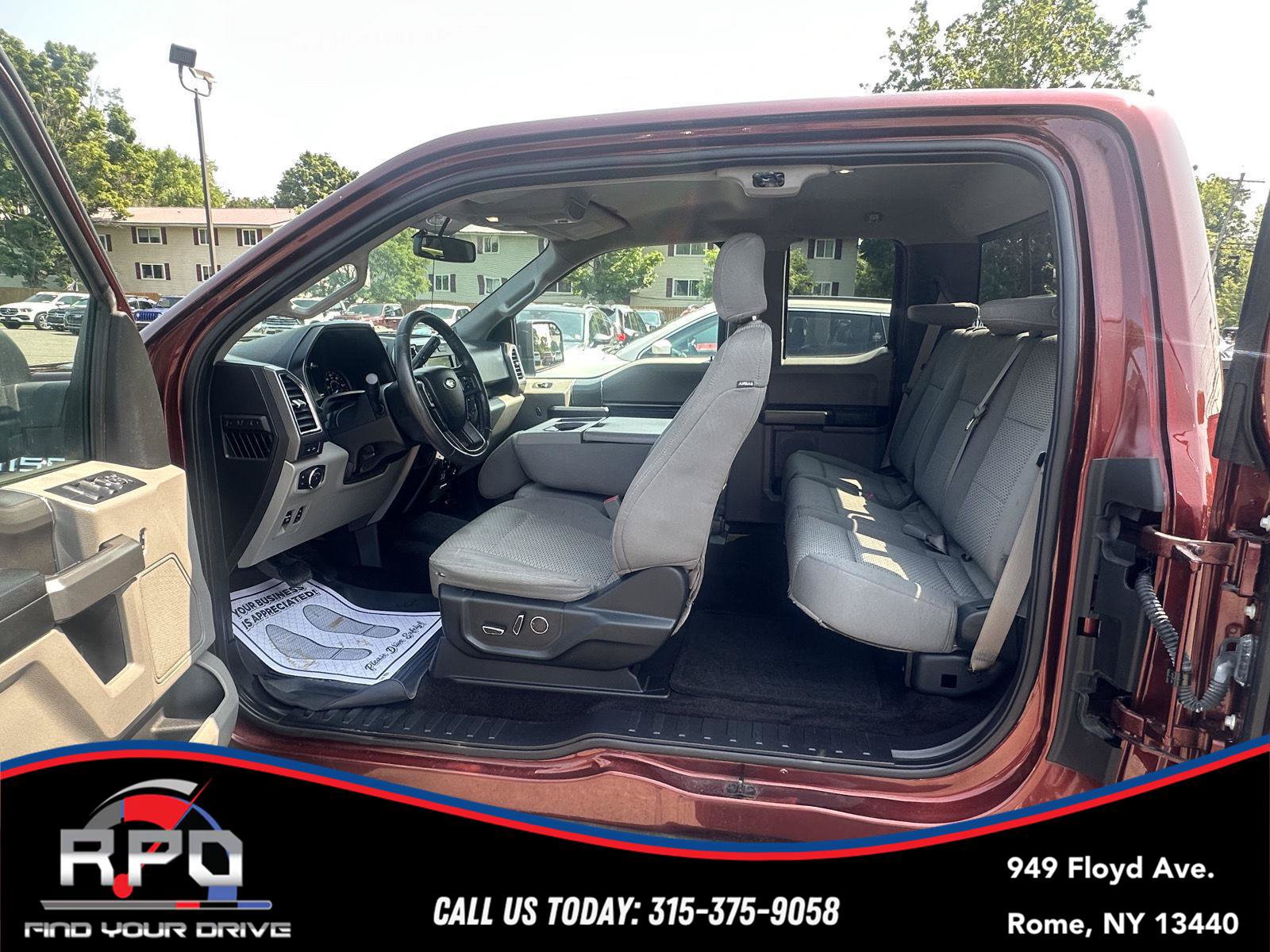 Used 2016 Ford F150 XLT w/ Equipment Group 302A Luxury AWD/4WD image 21