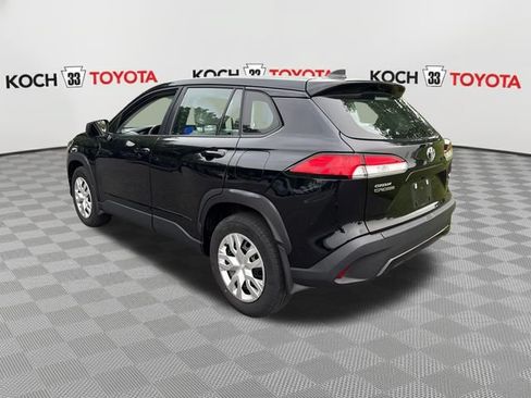 Used 2023 Toyota Corolla Cross L AWD/4WD image 6