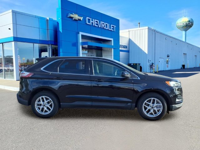 Used 2023 Ford Edge SEL AWD/4WD image 2