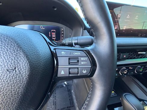 Certified 2025 Honda Accord Touring image 24