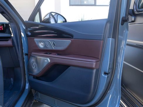Used 2026 Lincoln Nautilus Black Label AWD/4WD image 25