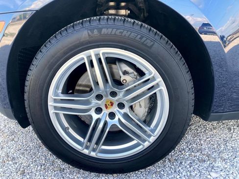 Used 2018 Porsche Macan S AWD/4WD image 21