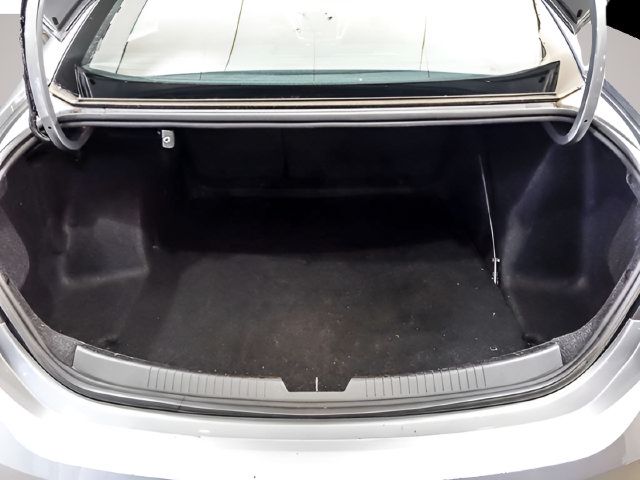 Used 2024 Chevrolet Malibu LT FWD image 24