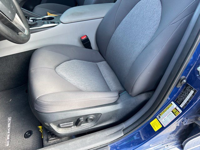 Used 2024 Toyota Camry LE FWD image 9