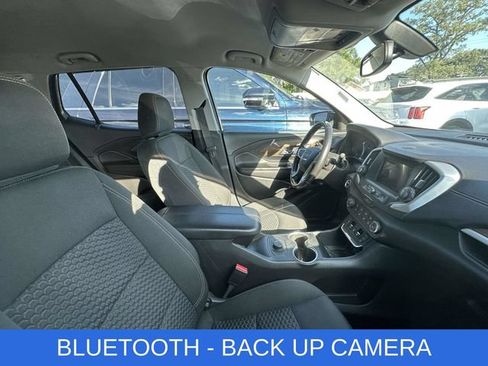 Used 2019 GMC Terrain SLE FWD image 2