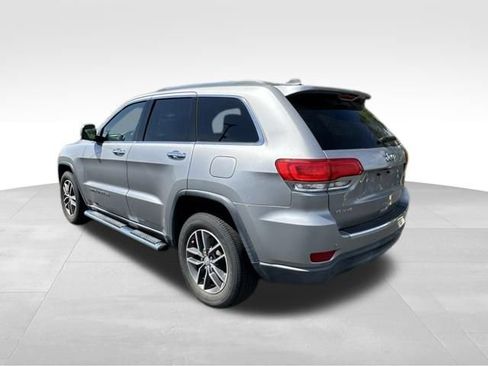 Used 2017 Jeep Grand Cherokee Limited w/ Luxury Group II AWD/4WD image 5
