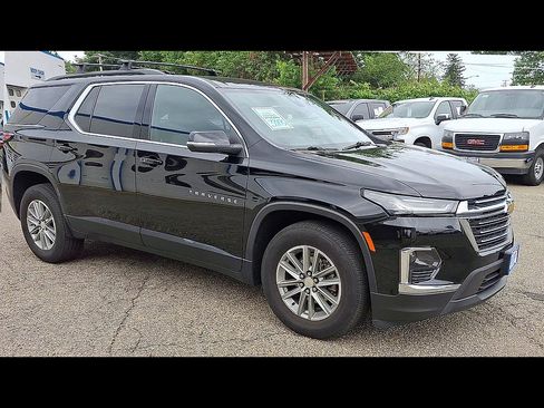 Certified 2023 Chevrolet Traverse LT AWD/4WD image 2