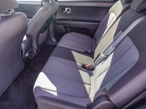 Used 2024 Hyundai Ioniq 5 SEL image 17