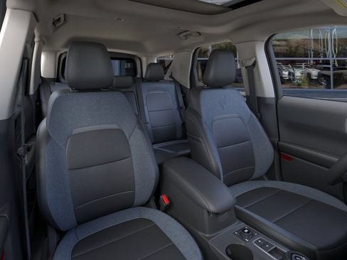 New 2026 Ford Bronco Sport Outer Banks w/ Sasquatch Outer Banks Package AWD/4WD image 11