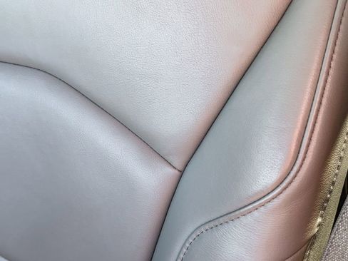 Used 2023 Cadillac XT4 Premium Luxury image 53