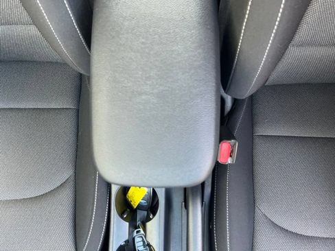 Used 2023 Kia Forte LXS FWD image 10